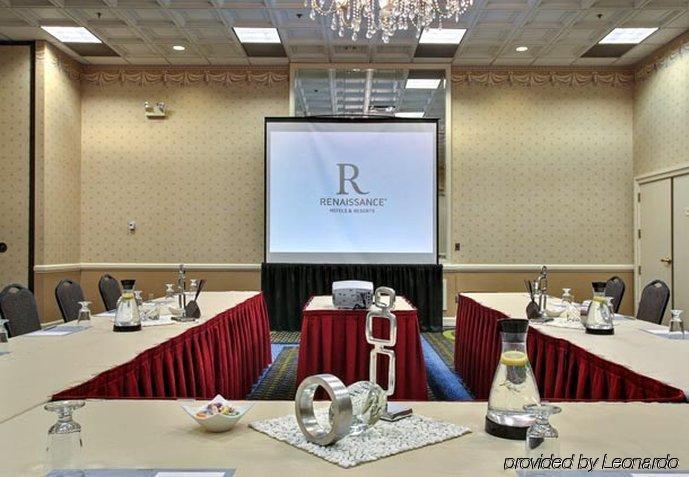 Renaissance Des Moines Savery Hotel Negocio foto
